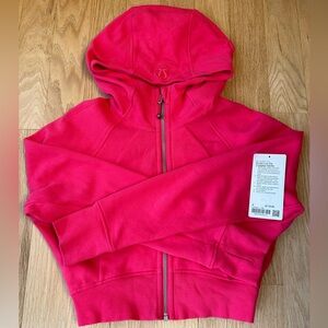 Lululemon scuba cropped lipgloss size 8